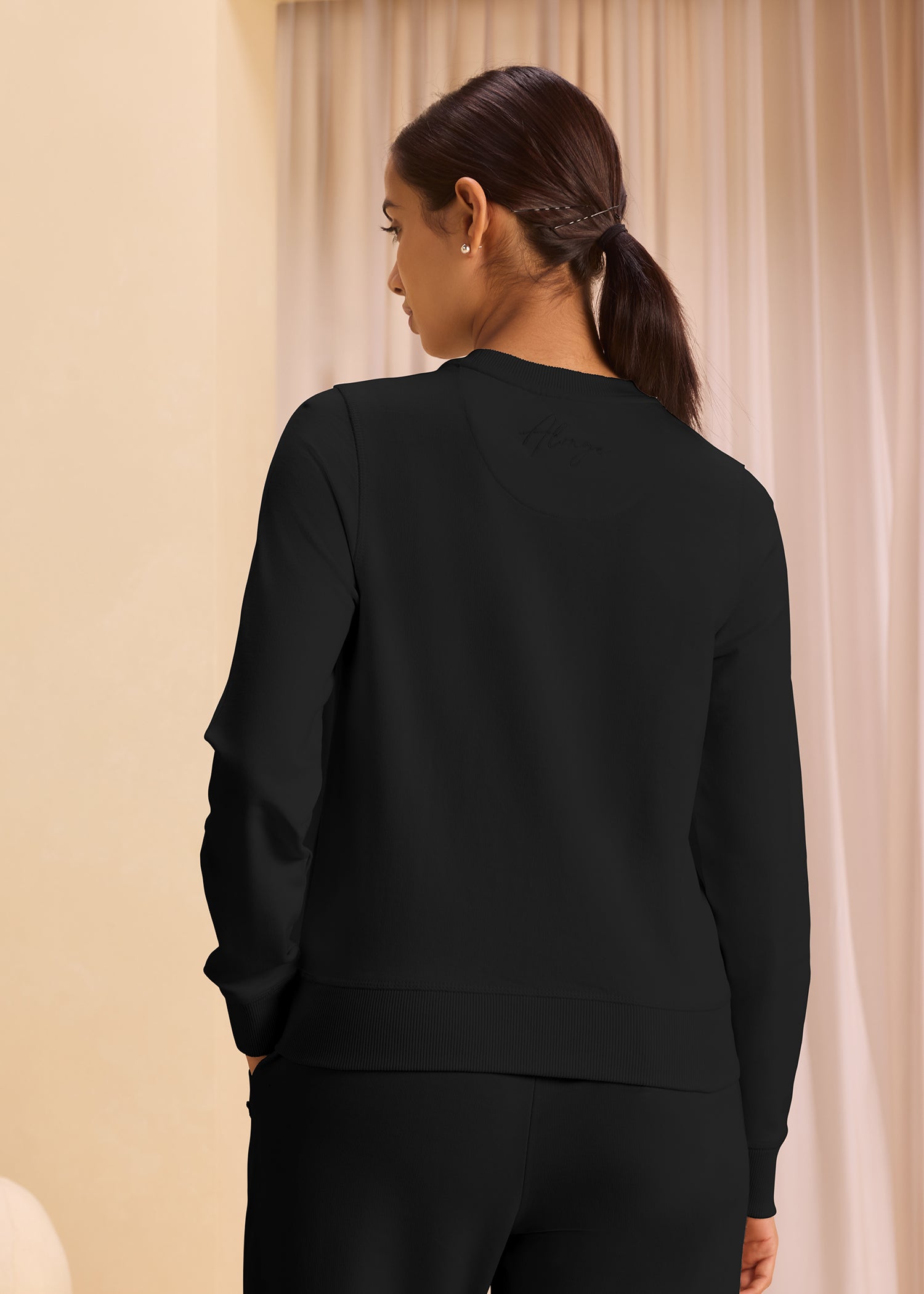 Classic Crew Neck Sweatshirt