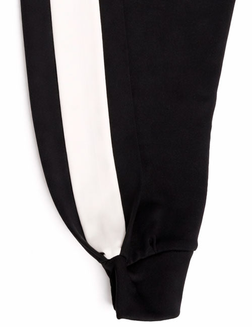 STRIP-HAND-BLACK.jpg