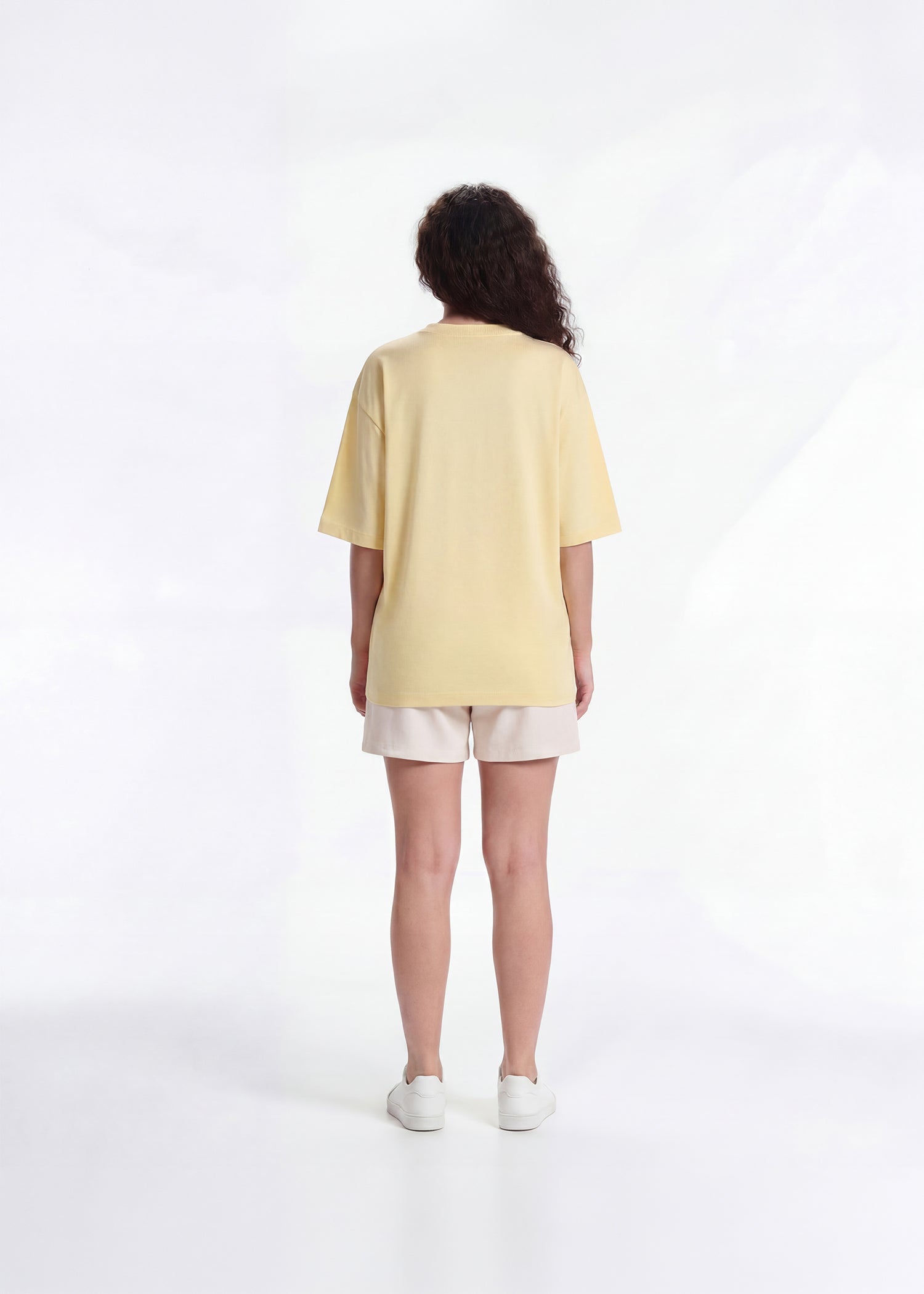 back_1a11f678-b977-4d78-a94d-b0674d6e9938.jpg